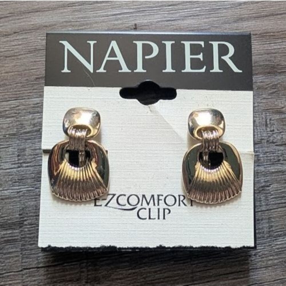 NWT NAPIER  1" Gold Tone Square Dangling E-Z Comfort Clip Earrings